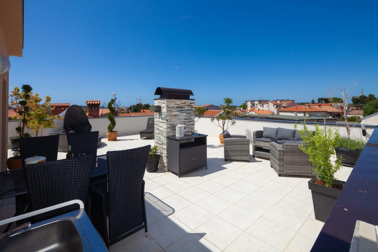 Luxury Apartment With Private Rooftop Terrace Pula Exterior foto